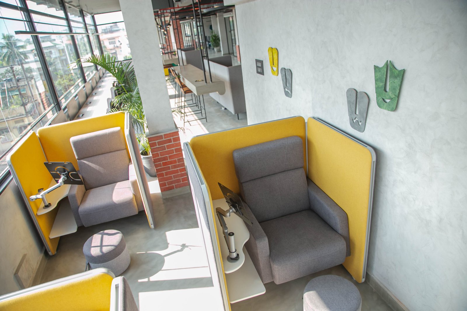 BEYOND OFFICES Napping Pods